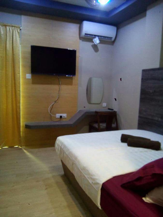 Qing Yun Resthouse -Delima Satu Hotel Kampong Serusup Buitenkant foto